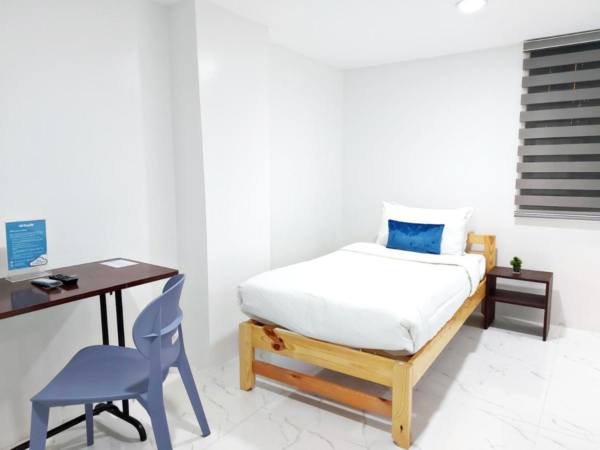 Airobedz Bgc - Near Uptown Hotell Manila Exteriör bild