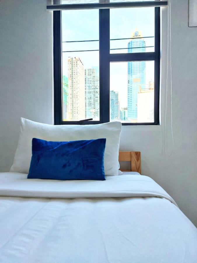 Airobedz Bgc - Near Uptown Hotell Manila Exteriör bild