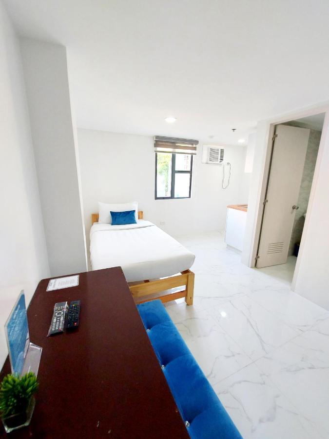 Airobedz Bgc - Near Uptown Hotell Manila Exteriör bild