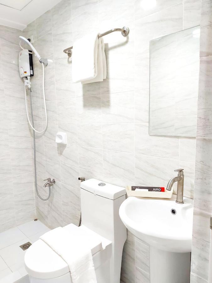Airobedz Bgc - Near Uptown Hotell Manila Exteriör bild