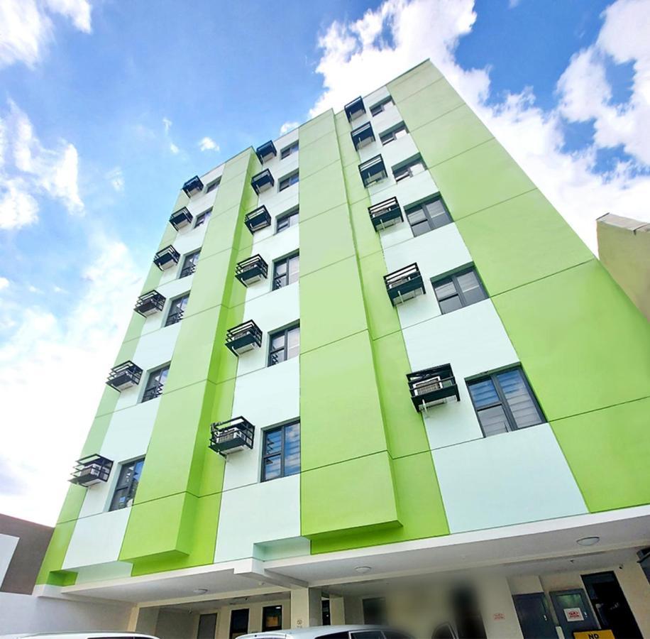 Airobedz Bgc - Near Uptown Hotell Manila Exteriör bild